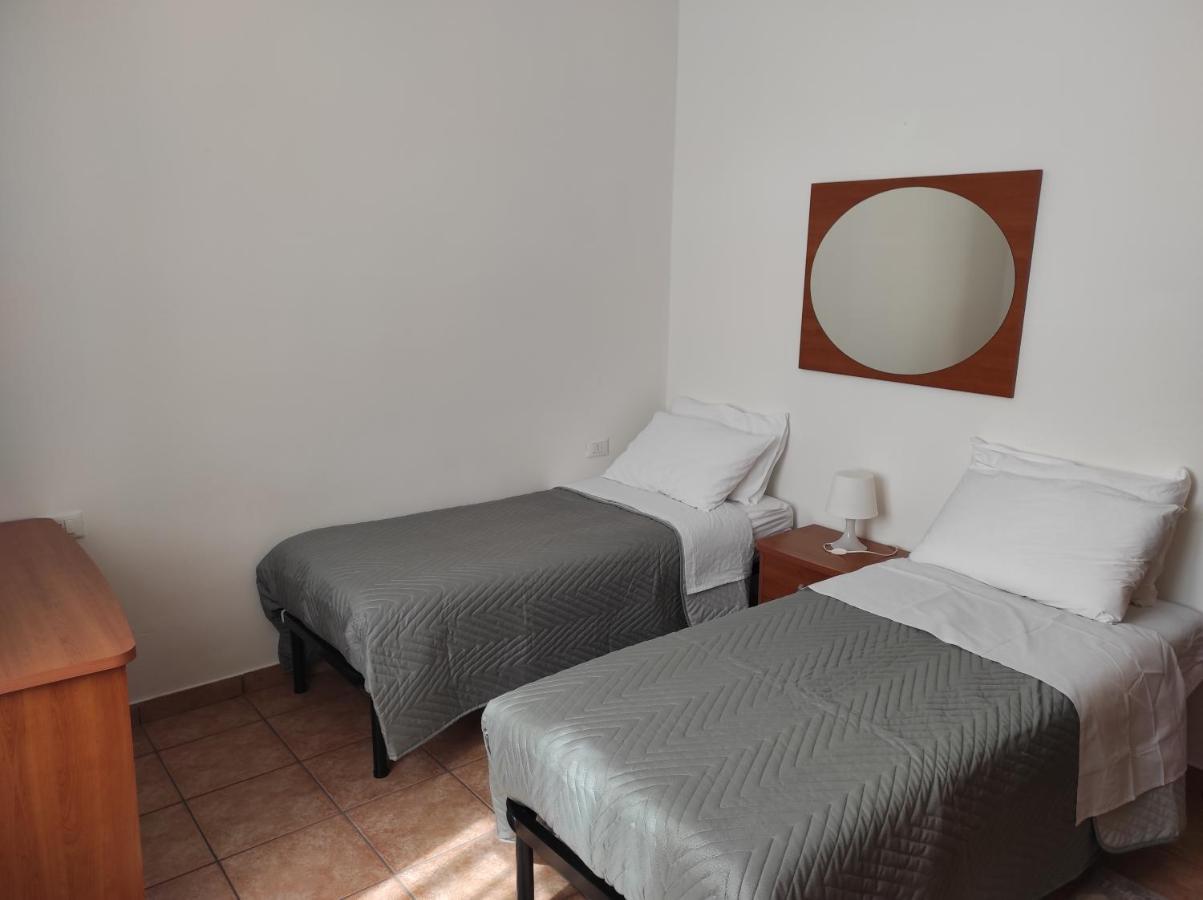 Casa Di Luca Appartement Lecco Buitenkant foto